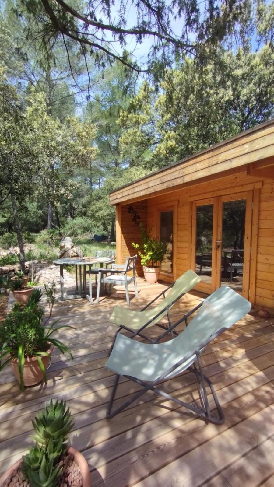 La Bergerie Des Colles Bed and Breakfast Entrecasteaux Εξωτερικό φωτογραφία